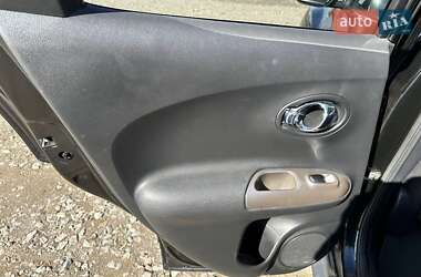 Внедорожник / Кроссовер Nissan Juke 2011 в 