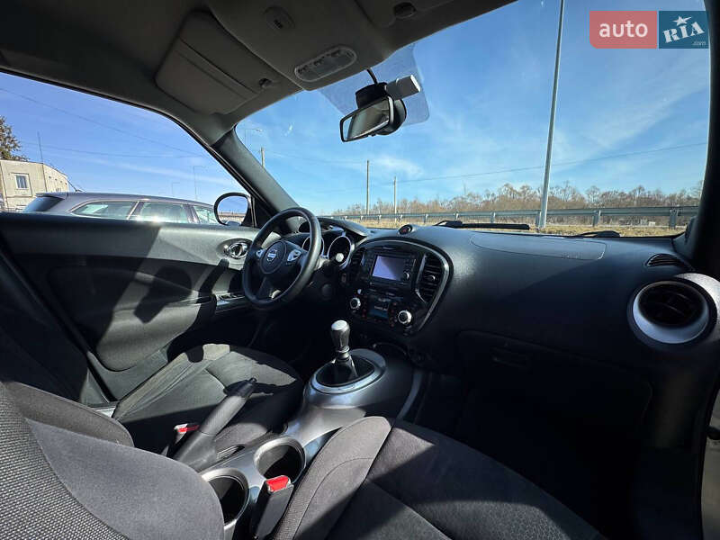 Внедорожник / Кроссовер Nissan Juke 2011 в Стрые