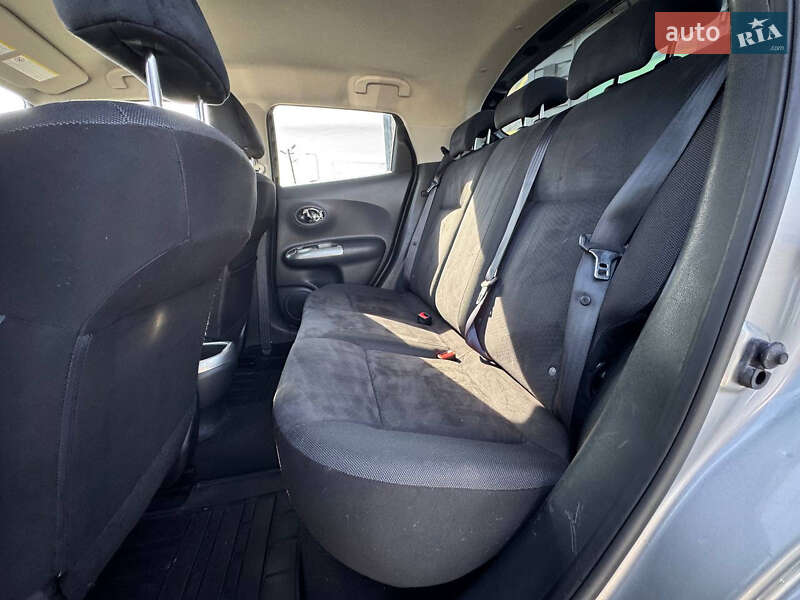 Внедорожник / Кроссовер Nissan Juke 2011 в Стрые