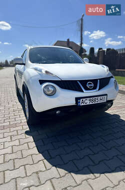 Внедорожник / Кроссовер Nissan Juke 2010 в 