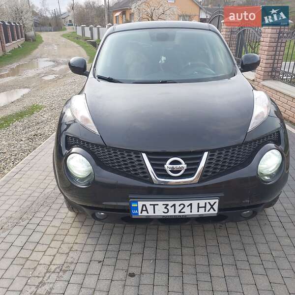 Внедорожник / Кроссовер Nissan Juke 2011 в 