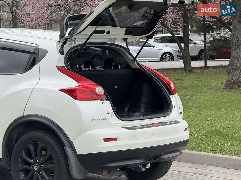 Позашляховик / Кросовер Nissan Juke 2012 в Дніпрі