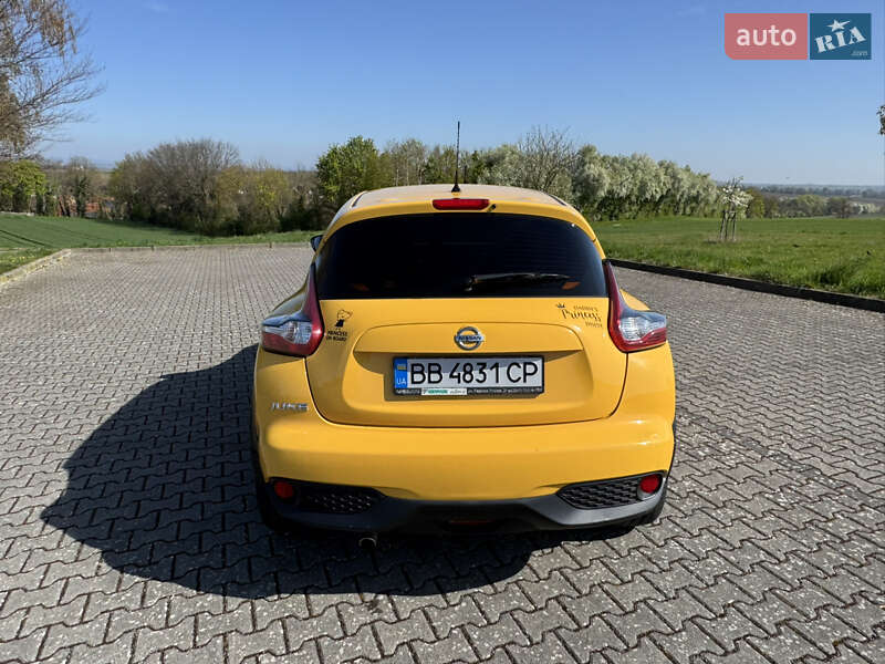 Позашляховик / Кросовер Nissan Juke 2015 в Львові