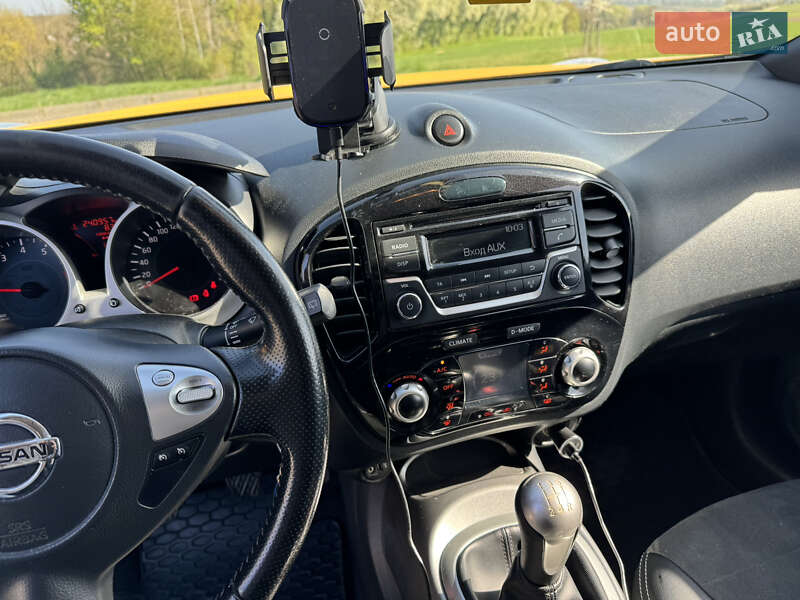 Позашляховик / Кросовер Nissan Juke 2015 в Львові