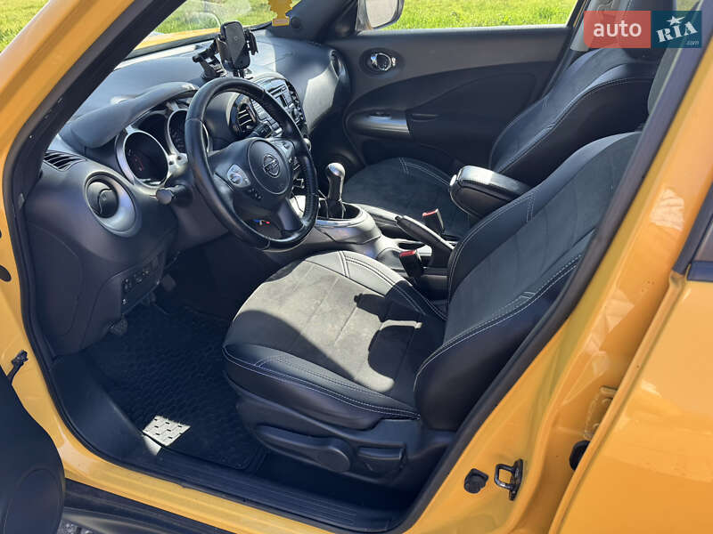 Позашляховик / Кросовер Nissan Juke 2015 в Львові