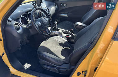 Внедорожник / Кроссовер Nissan Juke 2015 в 