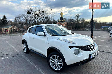 Внедорожник / Кроссовер Nissan Juke 2013 в 