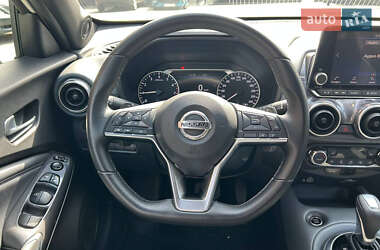 Внедорожник / Кроссовер Nissan Juke 2022 в 