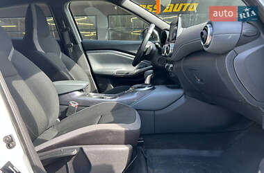 Внедорожник / Кроссовер Nissan Juke 2022 в 
