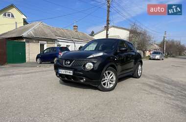 Внедорожник / Кроссовер Nissan Juke 2013 в 