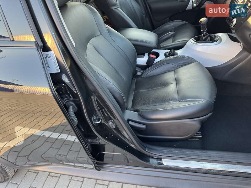 Позашляховик / Кросовер Nissan Juke 2012 в Калуші