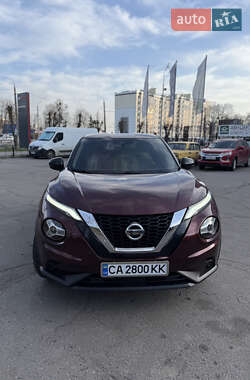 Внедорожник / Кроссовер Nissan Juke 2021 в 