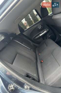 Внедорожник / Кроссовер Nissan Juke 2010 в 