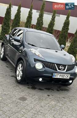 Внедорожник / Кроссовер Nissan Juke 2010 в 