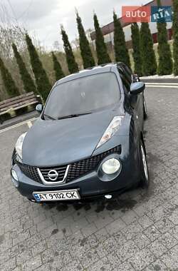 Внедорожник / Кроссовер Nissan Juke 2010 в 