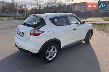 Внедорожник / Кроссовер Nissan Juke 2017 в 