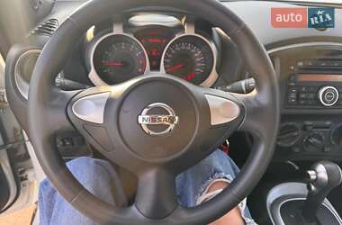 Внедорожник / Кроссовер Nissan Juke 2017 в 
