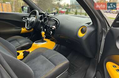 Внедорожник / Кроссовер Nissan Juke 2017 в 