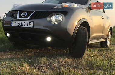 Внедорожник / Кроссовер Nissan Juke 2014 в 