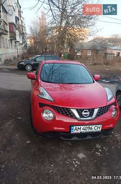 Позашляховик / Кросовер Nissan Juke 2017 в 