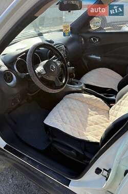 Позашляховик / Кросовер Nissan Juke 2011 в 