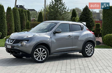 Позашляховик / Кросовер Nissan Juke 2013 в 