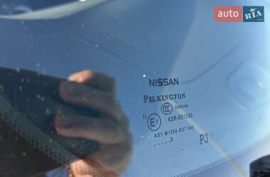 Позашляховик / Кросовер Nissan Juke 2013 в 