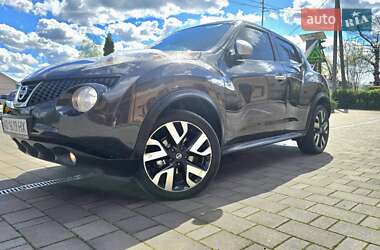 Внедорожник / Кроссовер Nissan Juke 2012 в 