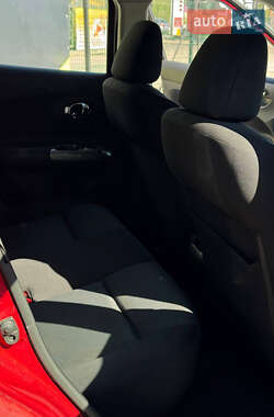 Внедорожник / Кроссовер Nissan Juke 2012 в 