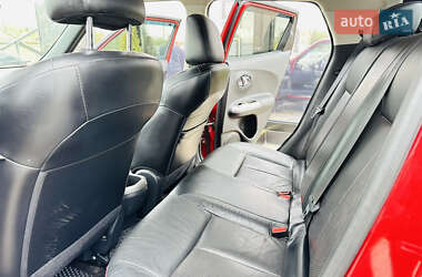 Позашляховик / Кросовер Nissan Juke 2012 в 