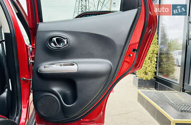 Позашляховик / Кросовер Nissan Juke 2012 в 