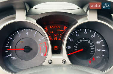 Позашляховик / Кросовер Nissan Juke 2012 в 