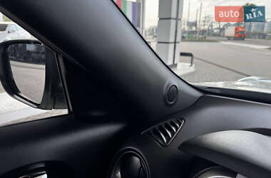 Внедорожник / Кроссовер Nissan Juke 2018 в 