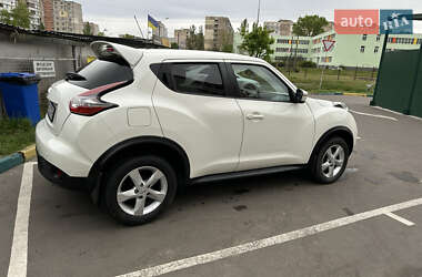 Позашляховик / Кросовер Nissan Juke 2019 в 