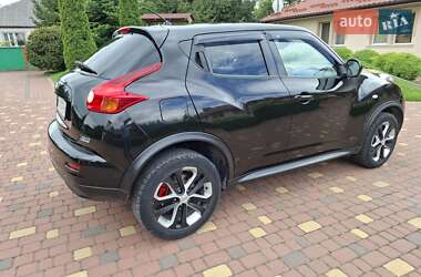 Внедорожник / Кроссовер Nissan Juke 2011 в 