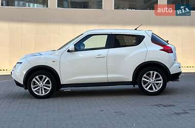 Позашляховик / Кросовер Nissan Juke 2012 в 