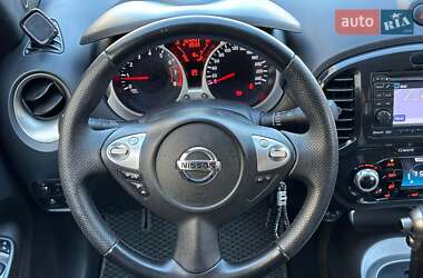 Позашляховик / Кросовер Nissan Juke 2012 в 