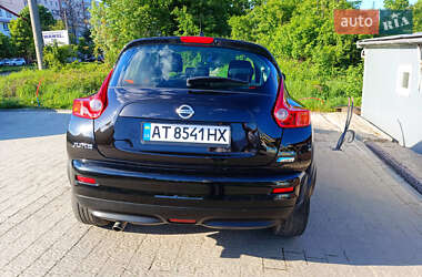 Внедорожник / Кроссовер Nissan Juke 2011 в 