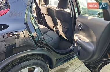 Внедорожник / Кроссовер Nissan Juke 2011 в 