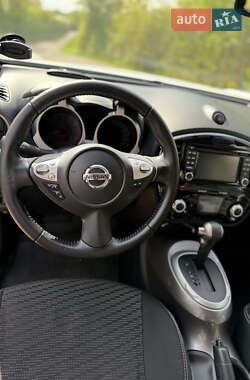 Позашляховик / Кросовер Nissan Juke 2014 в 