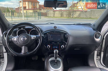 Позашляховик / Кросовер Nissan Juke 2015 в 