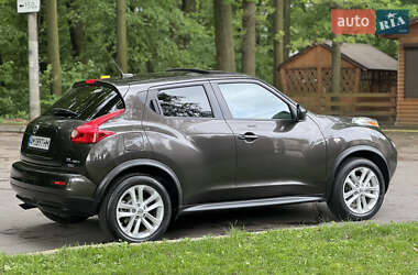 Внедорожник / Кроссовер Nissan Juke 2012 в 