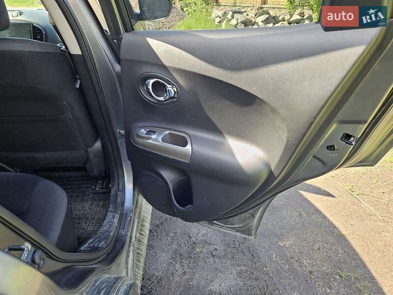 Внедорожник / Кроссовер Nissan Juke 2012 в Кременчуге