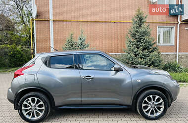 Внедорожник / Кроссовер Nissan Juke 2013 в 