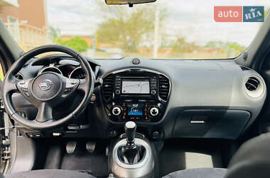 Внедорожник / Кроссовер Nissan Juke 2013 в 