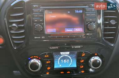 Позашляховик / Кросовер Nissan Juke 2012 в 