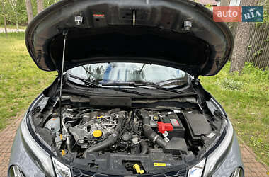 Позашляховик / Кросовер Nissan Juke 2022 в 