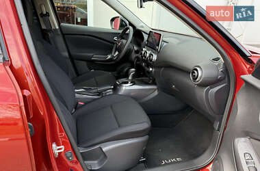 Внедорожник / Кроссовер Nissan Juke 2022 в 
