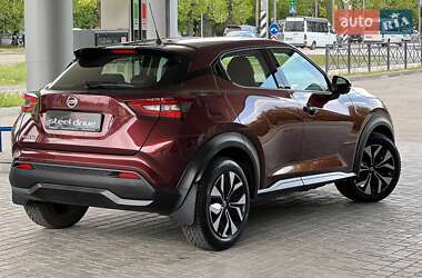 Позашляховик / Кросовер Nissan Juke 2021 в 