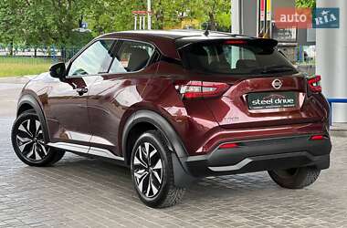 Позашляховик / Кросовер Nissan Juke 2021 в 